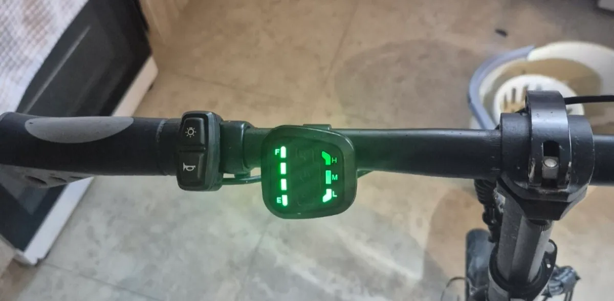 FIIDO D2 ELECTRIC FOLDING BIKE SHIFTING VERSION 36 - Image 2