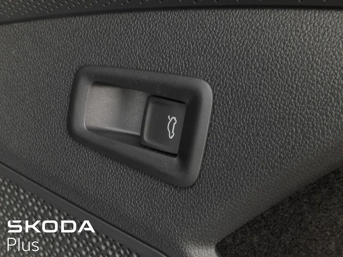 Skoda Kodiaq **261**FOR IMMEDIATE DELIVERY**STEEL - Image 4