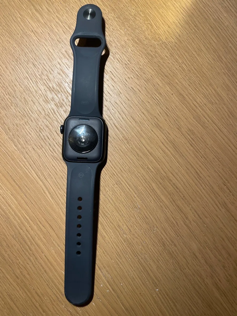 Apple Watch SE 40 mm - Image 2