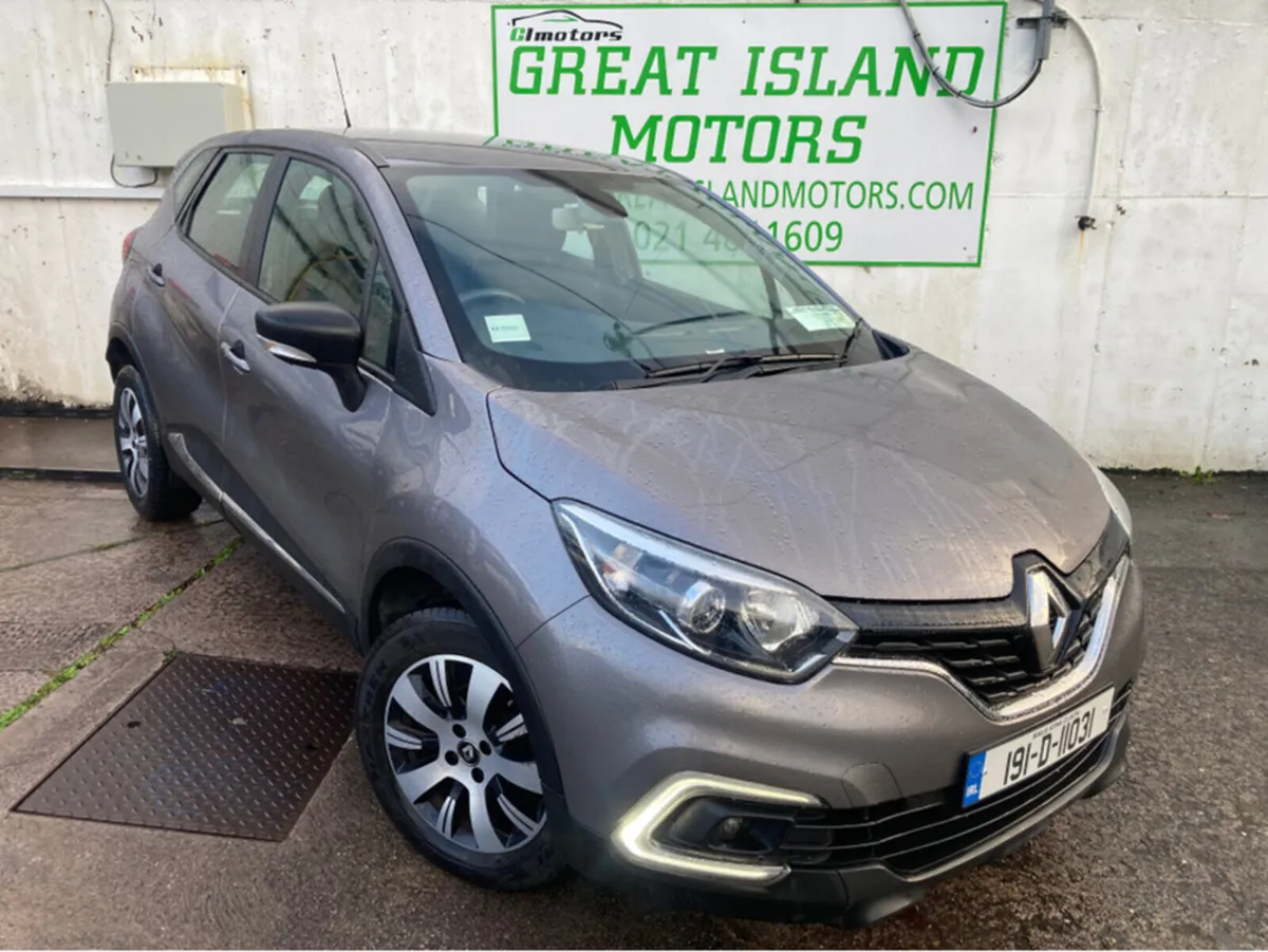 Renault Captur 1.0 - Image 1