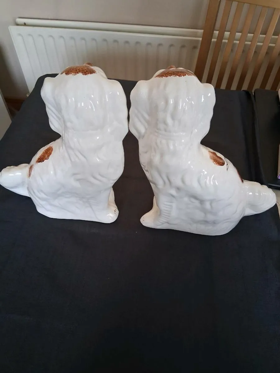 Pair Of Arthur Wood Old Spaniel Dogs - Image 2