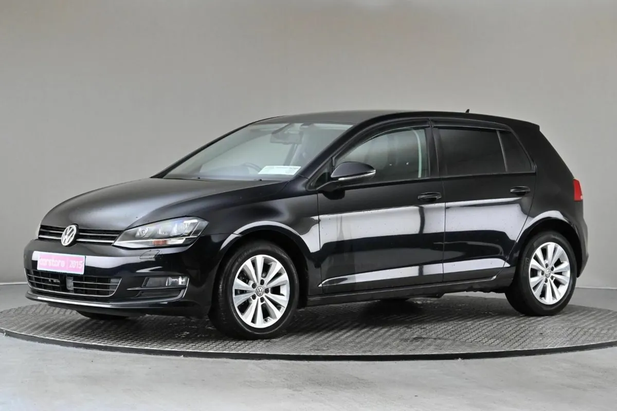 Volkswagen Golf **JAN 2026 PRICING NOW**1.2 TSI DS - Image 4