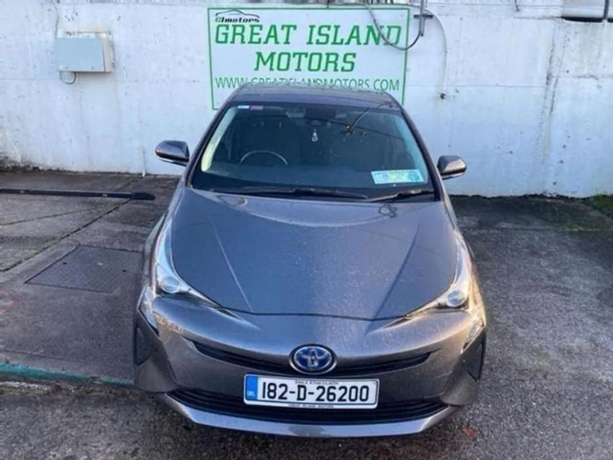 Toyota Prius 1.8 - Image 4