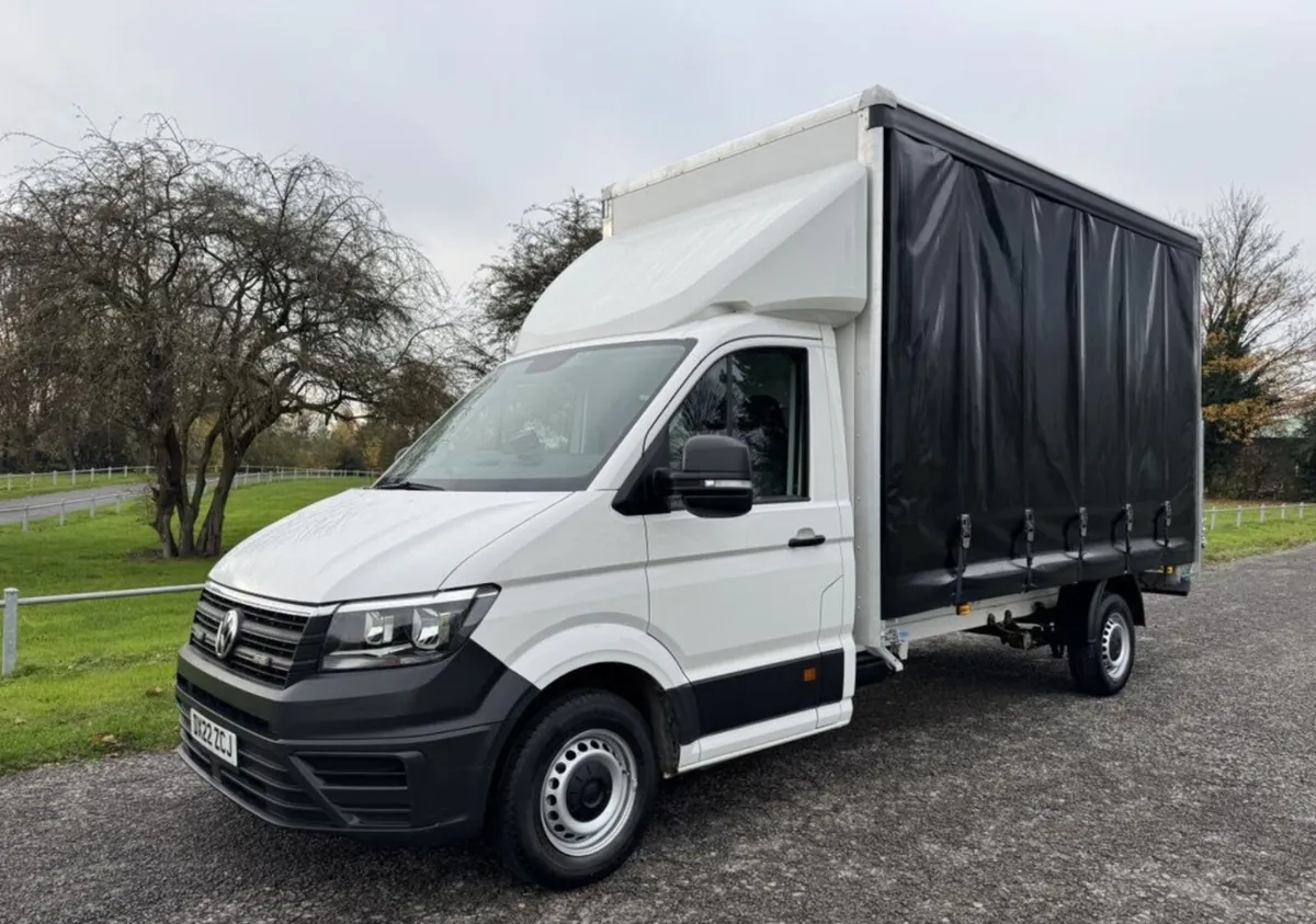 2022 VOLKSWAGEN CRAFTER 5.2m (17ft) Curtainside - Image 2