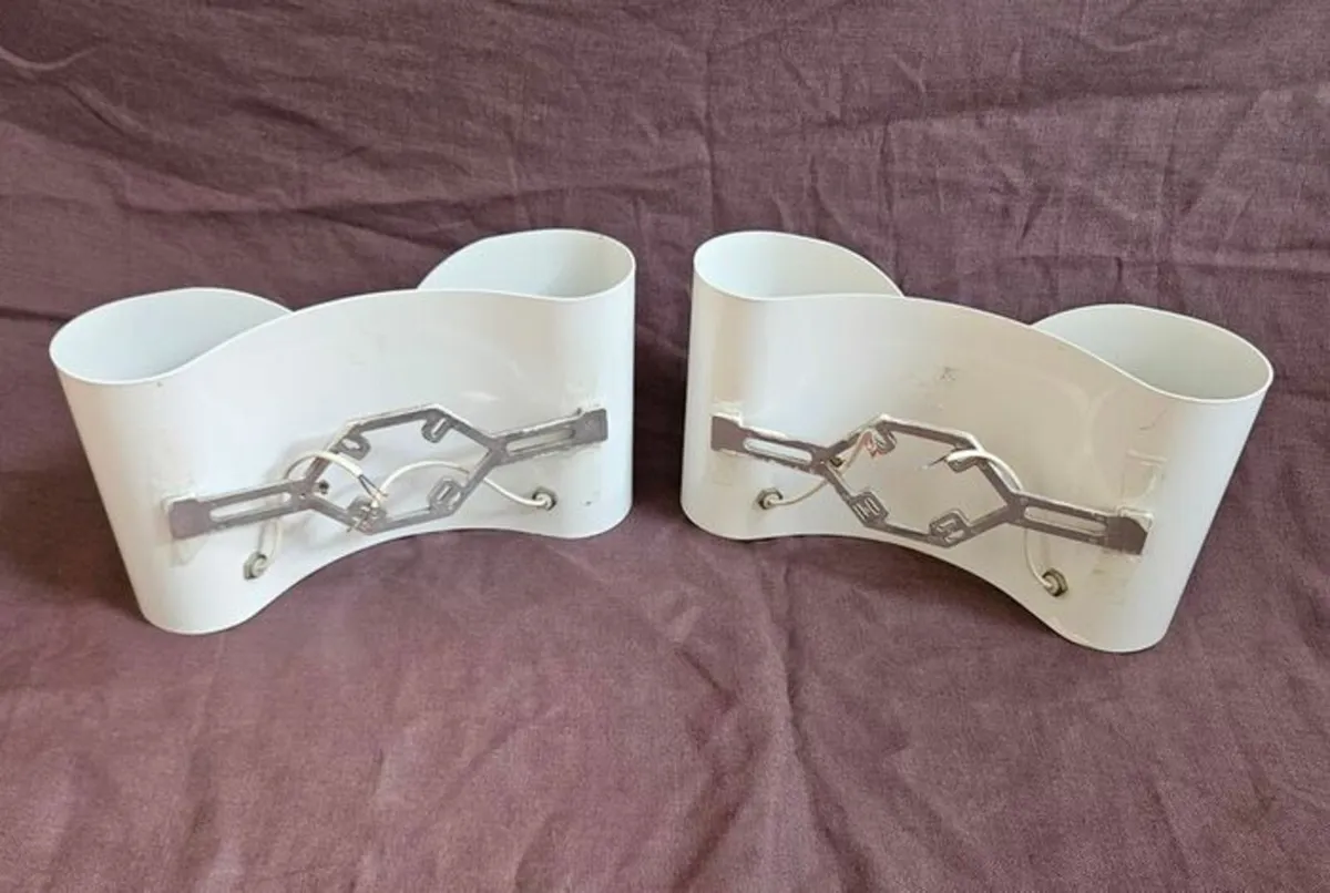 Vintage Italian Flos Foglio Wall Lights (1960s) - Image 2