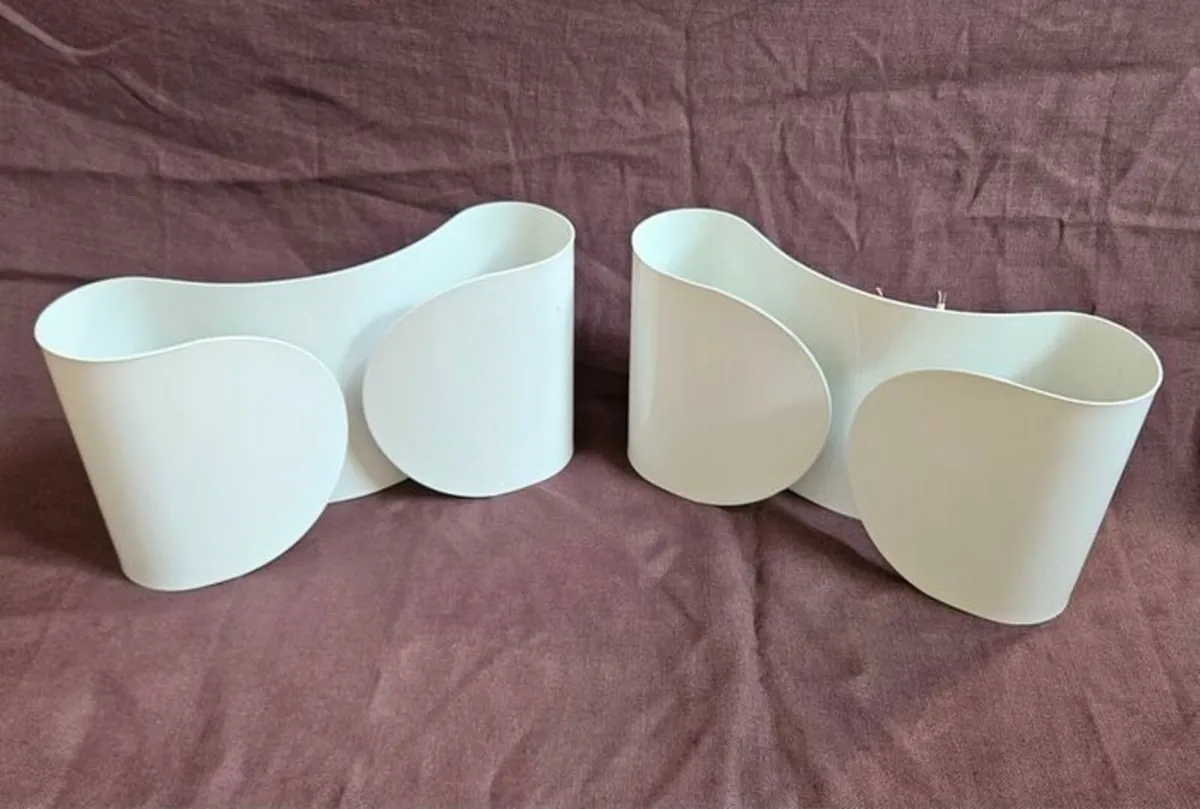 Vintage Italian Flos Foglio Wall Lights (1960s) - Image 1