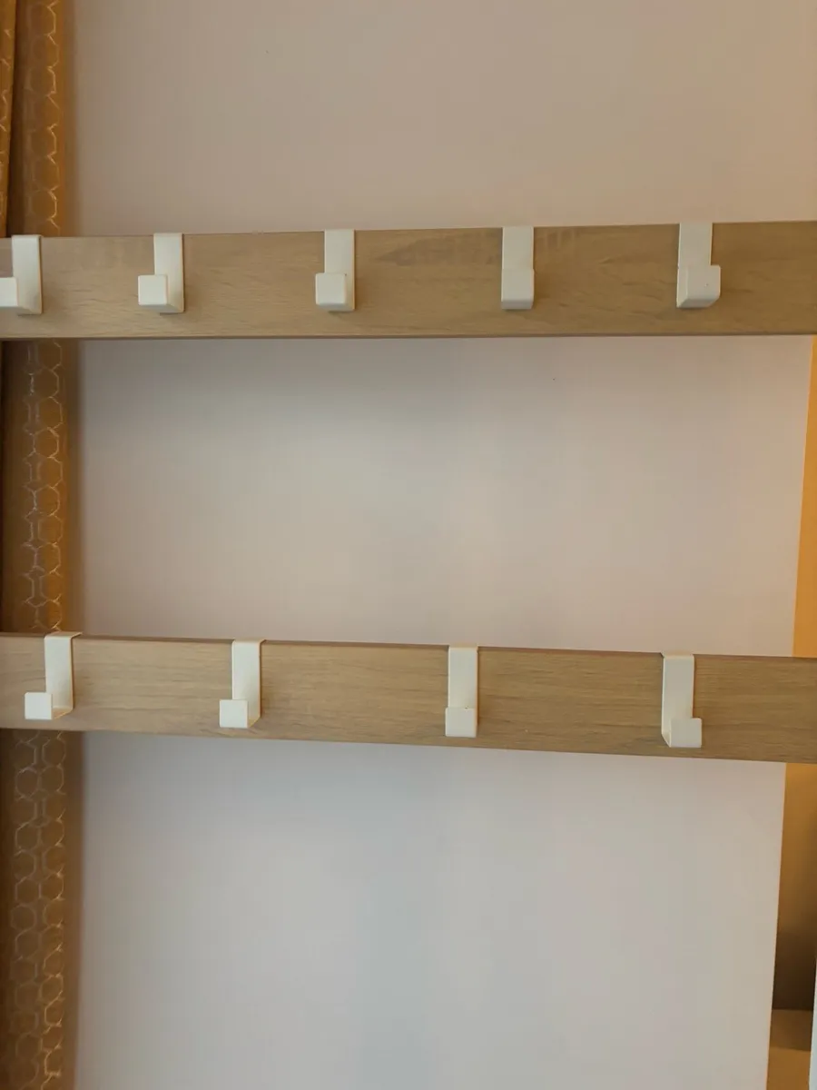 Coat and shoe stand - Image 1