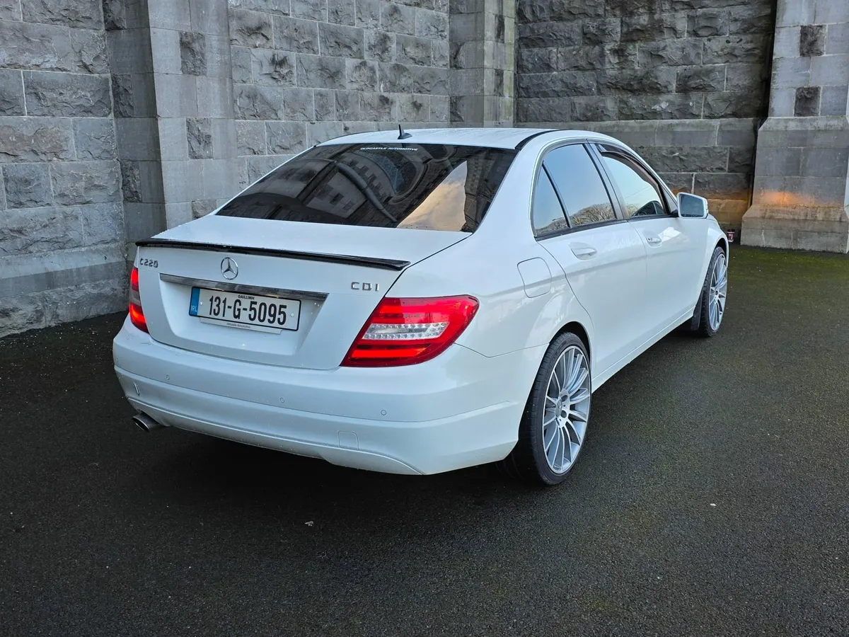 Mercedes-Benz C-Class 2013 Executive - Image 3