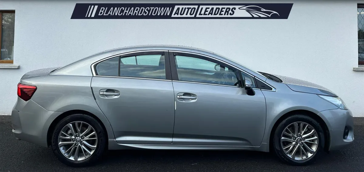 (152) TOYOTA AVENSIS 2.0 D-4D LUNA 143PS NAV - Image 4