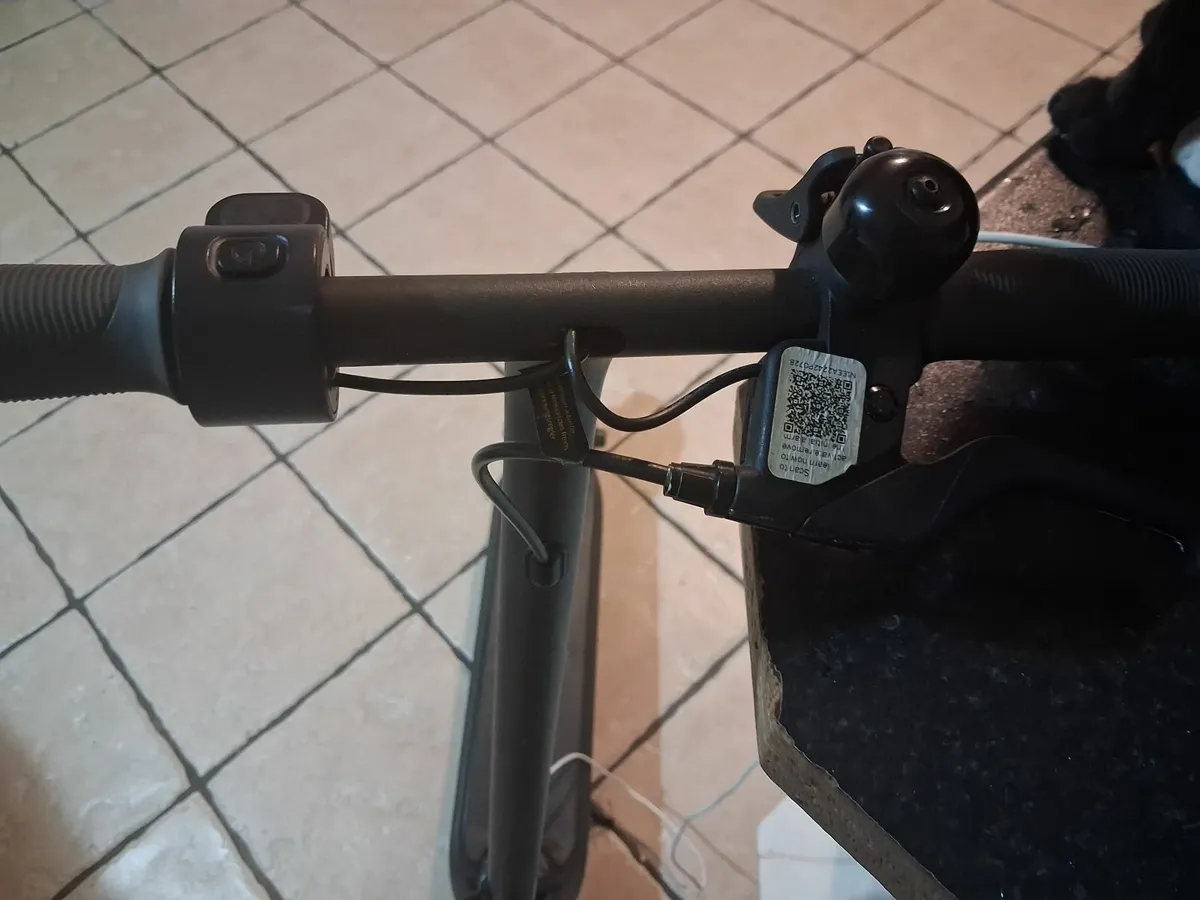 Electric scooter - Image 3