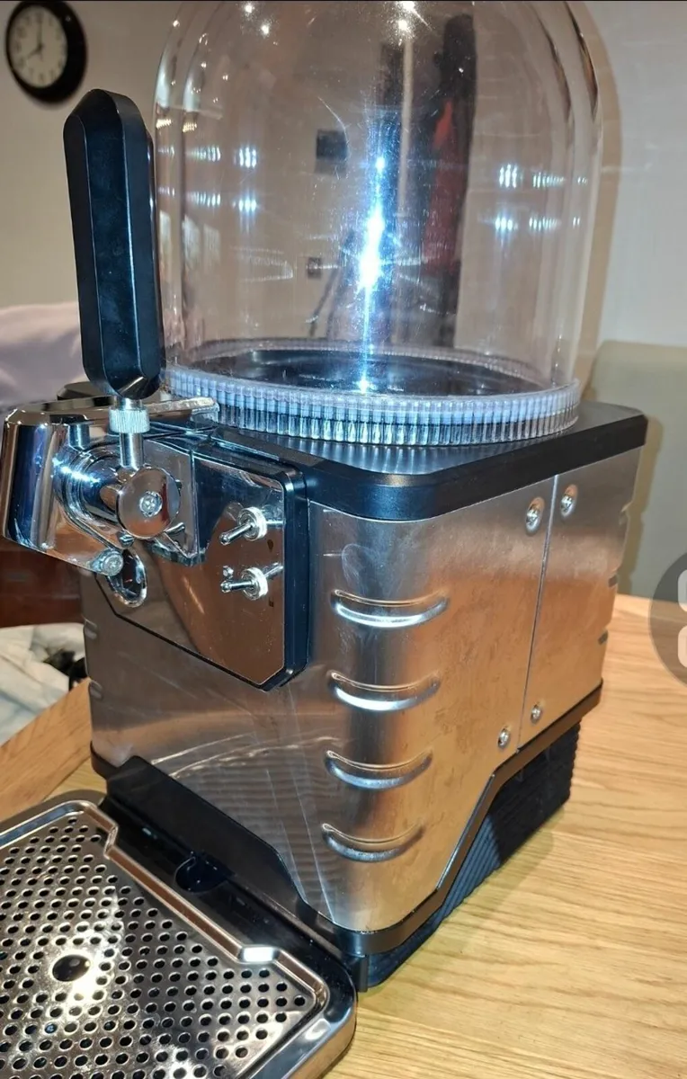 Blade beer machine - Image 1