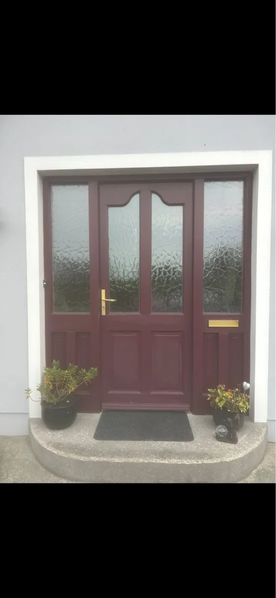 Front hall door - Image 1