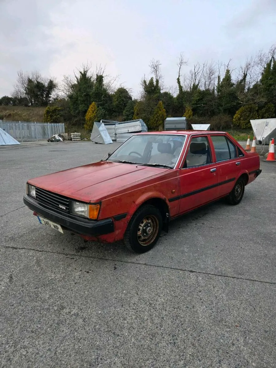 Toyota carina TA60 1.8Dsl 1983 On Hold - Image 3