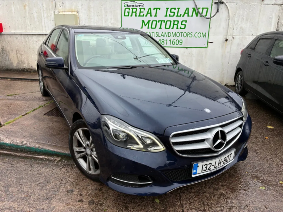 Mercedes-Benz E-Class E 300 BLUETEC HYBRID CLASSIC - Image 1