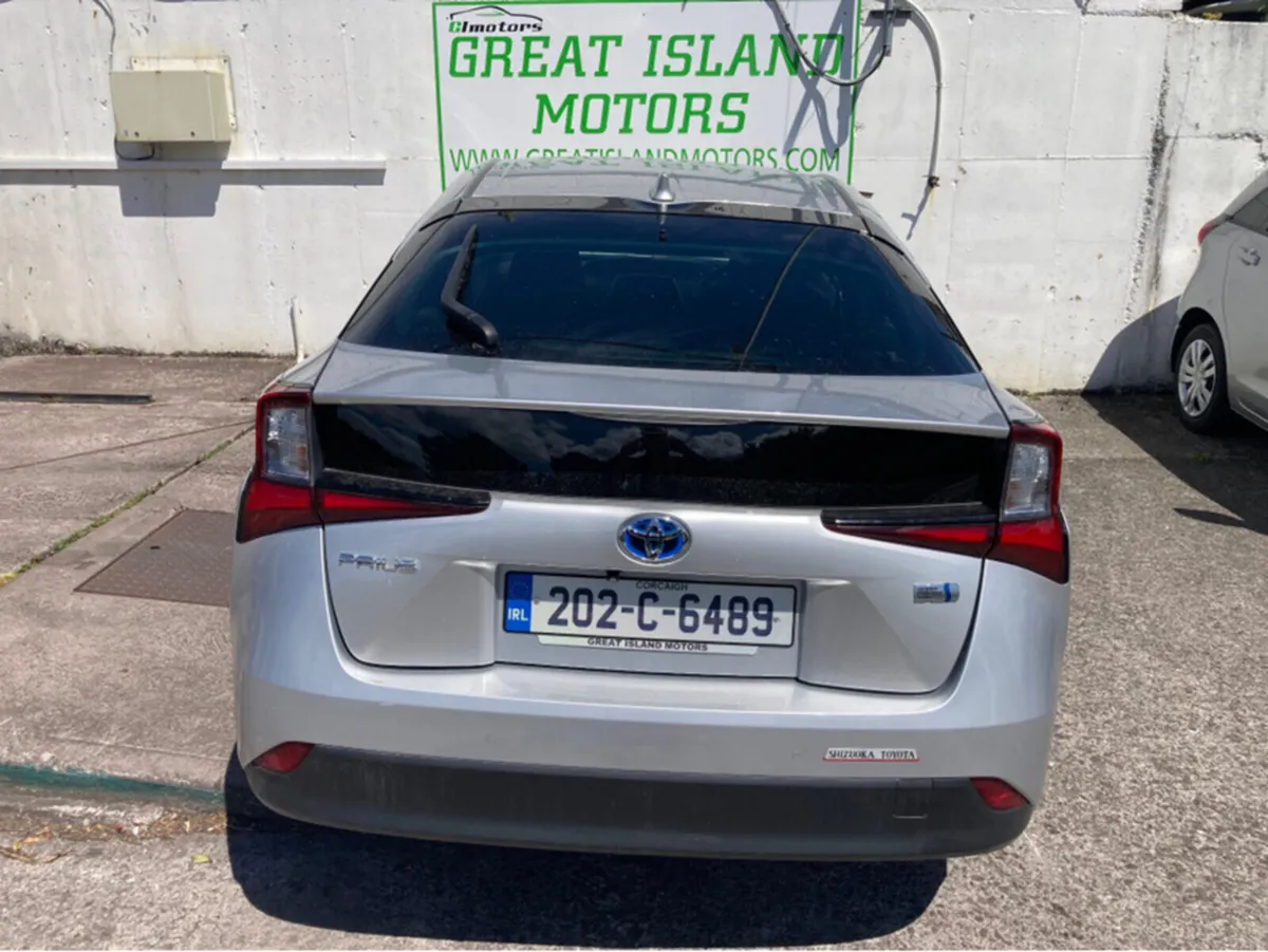 Toyota Prius 1.8 Hybrid - Image 3