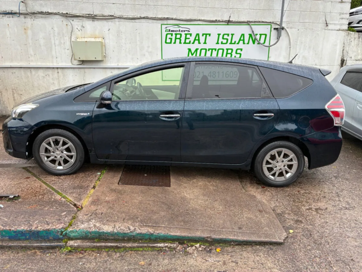 Toyota Prius 1.8 Hybrid - Image 3
