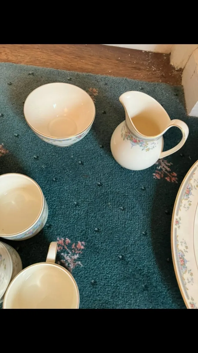 Royal Doulton Juliet Collection - Image 3