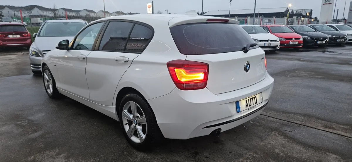 BMW 1 Series auto 116i sport low kms - Image 3