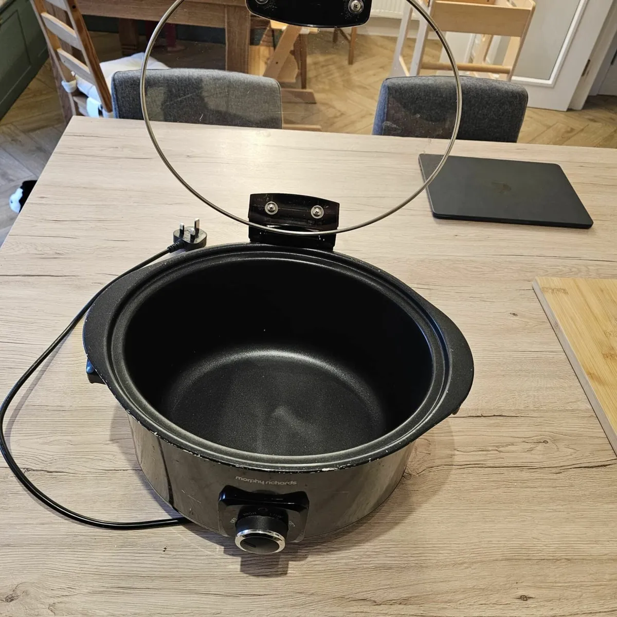 Like New Morphy Richards Sear & Stew Slow Cooker - Image 2