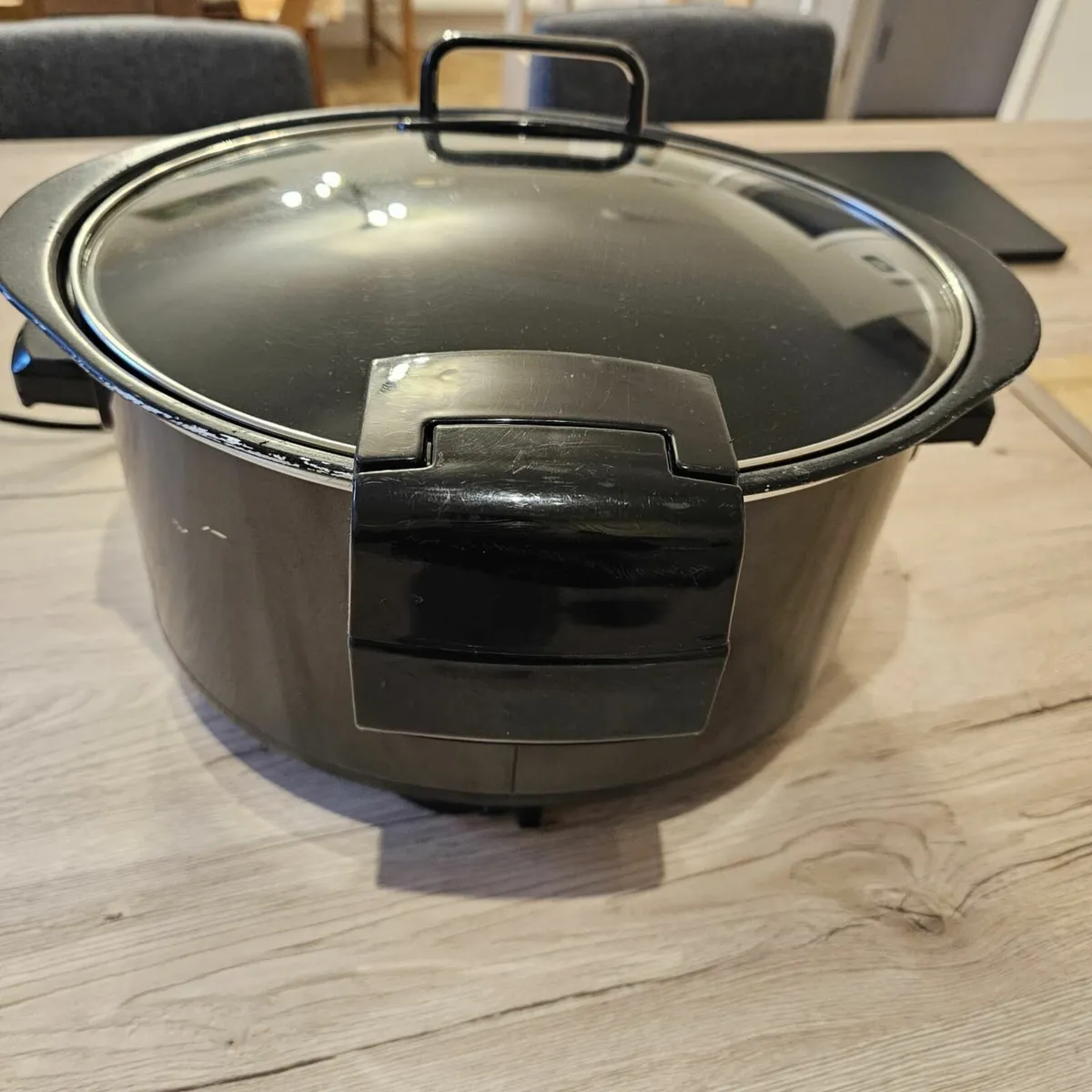 Like New Morphy Richards Sear & Stew Slow Cooker - Image 3