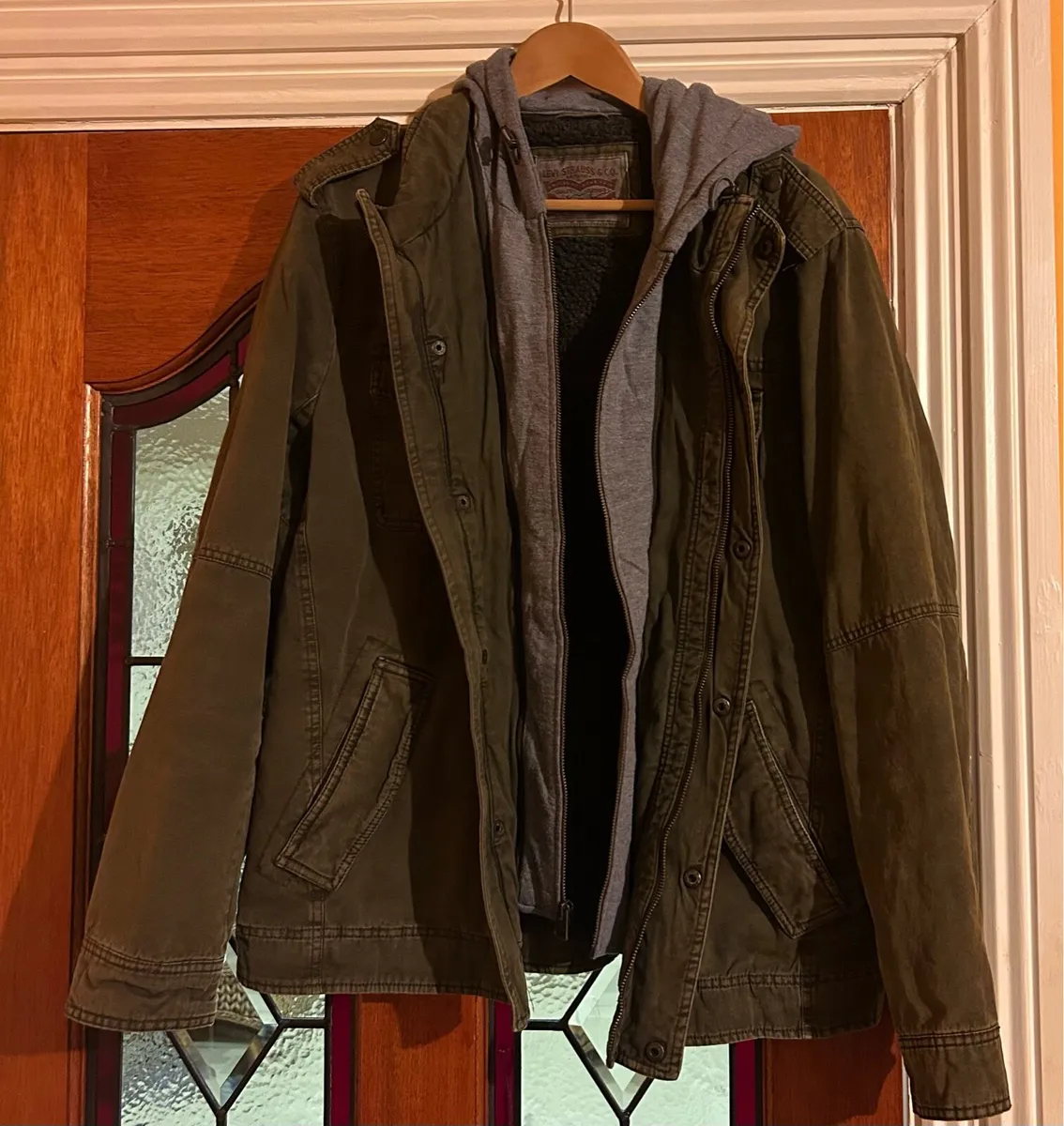 Levi’s hoodie denim jacket - Image 4