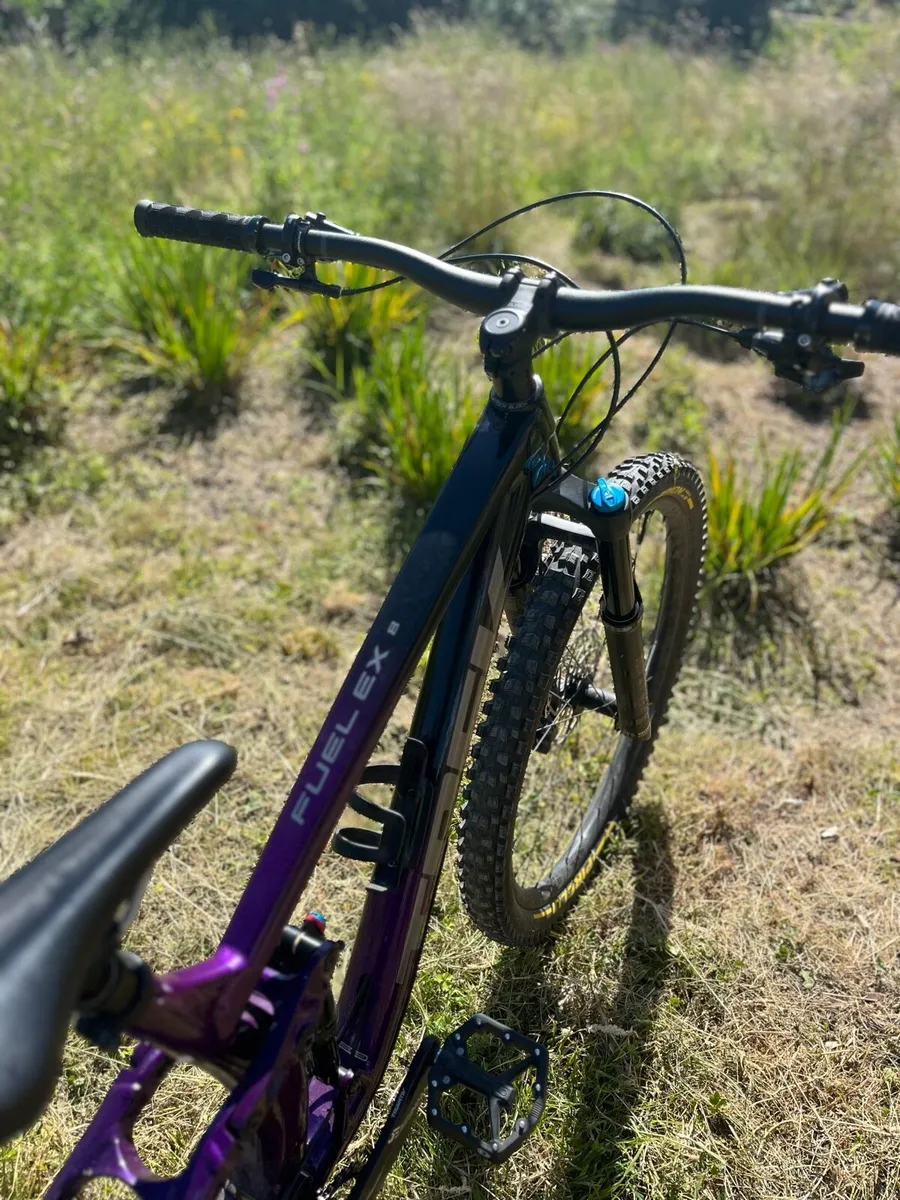 Trek Fuel EX 8 full suspension MTB - Image 3