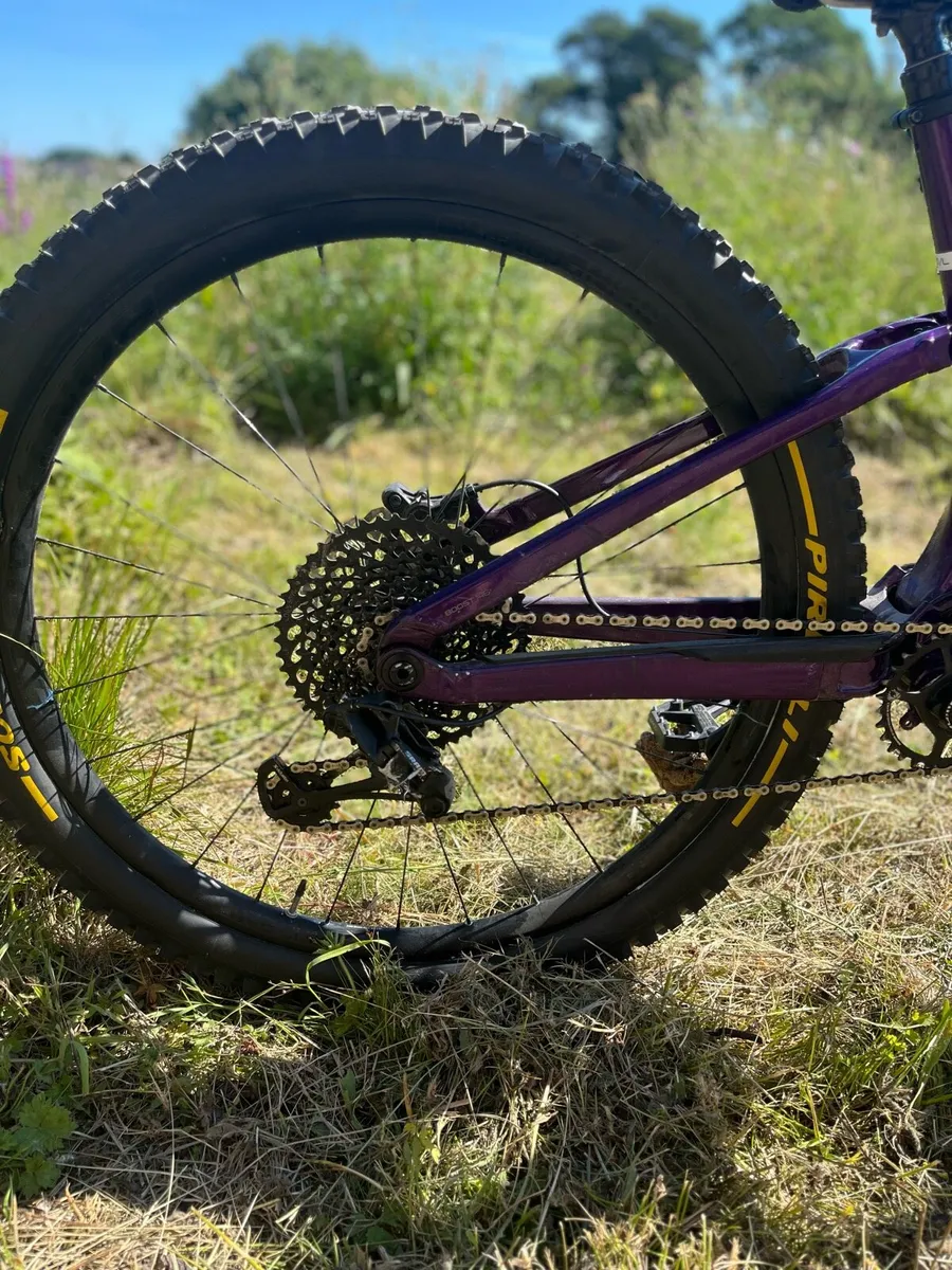 Trek Fuel EX 8 full suspension MTB - Image 4