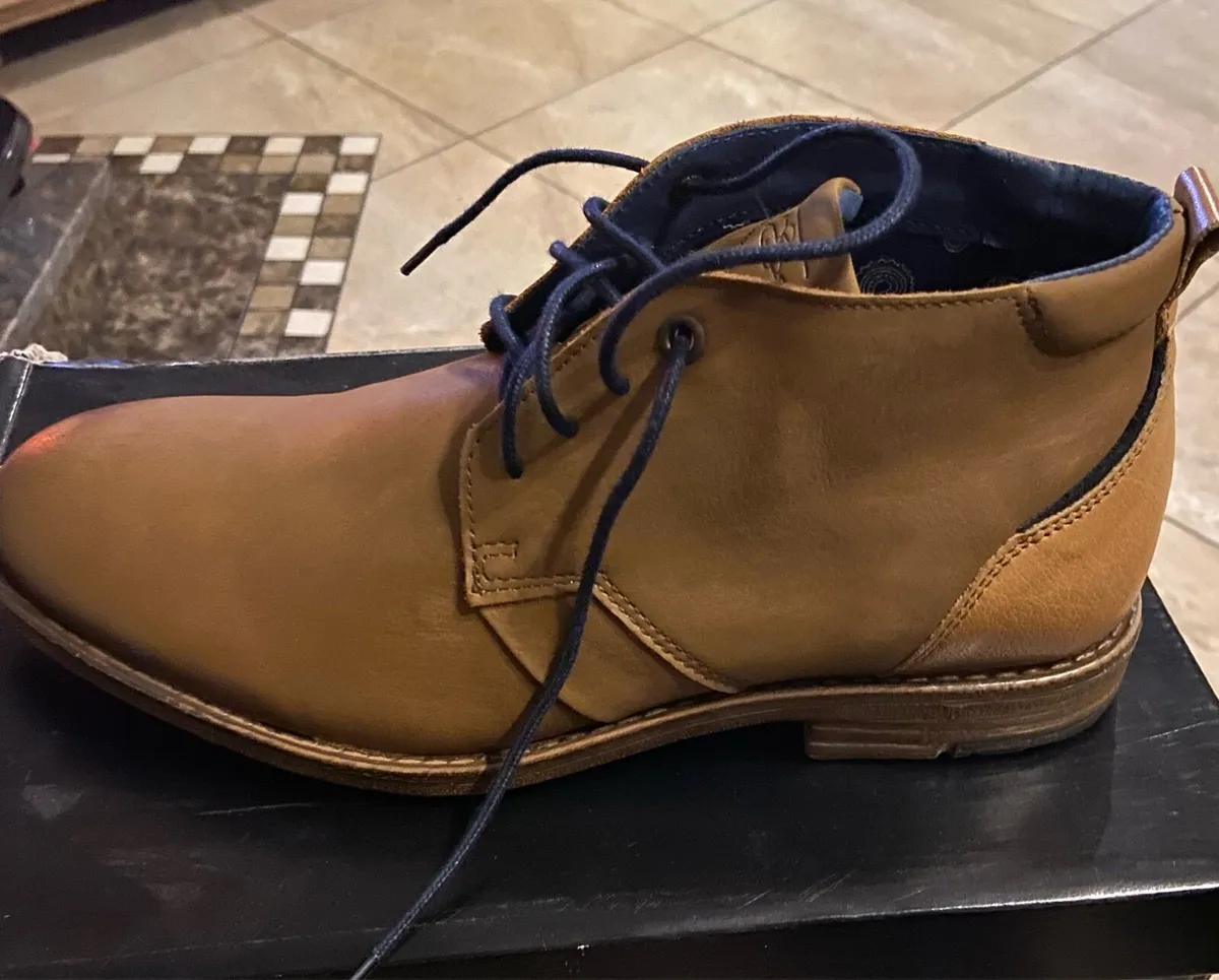 Men’s Boots - Image 1