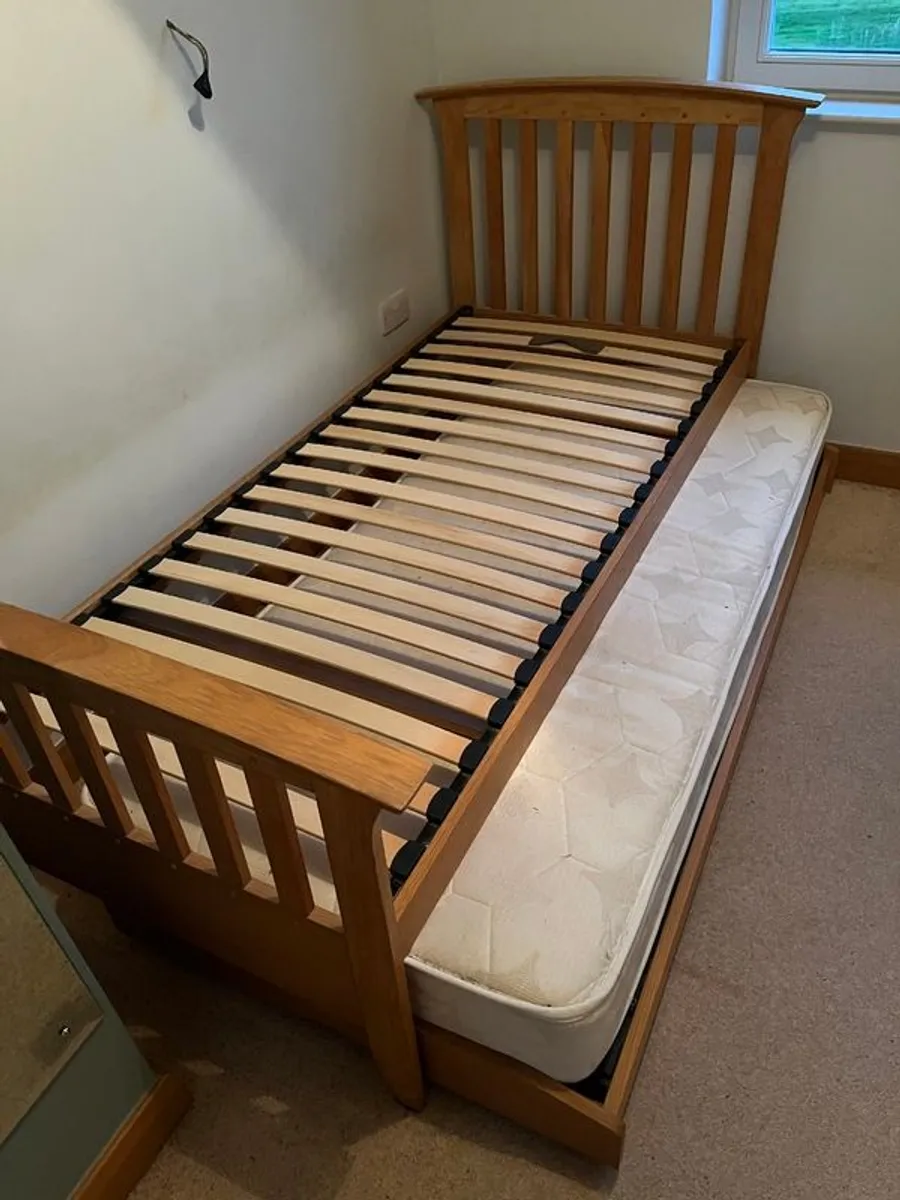 2(or 3!) Wooden Framed Single Beds + 2 mattresses - Image 2