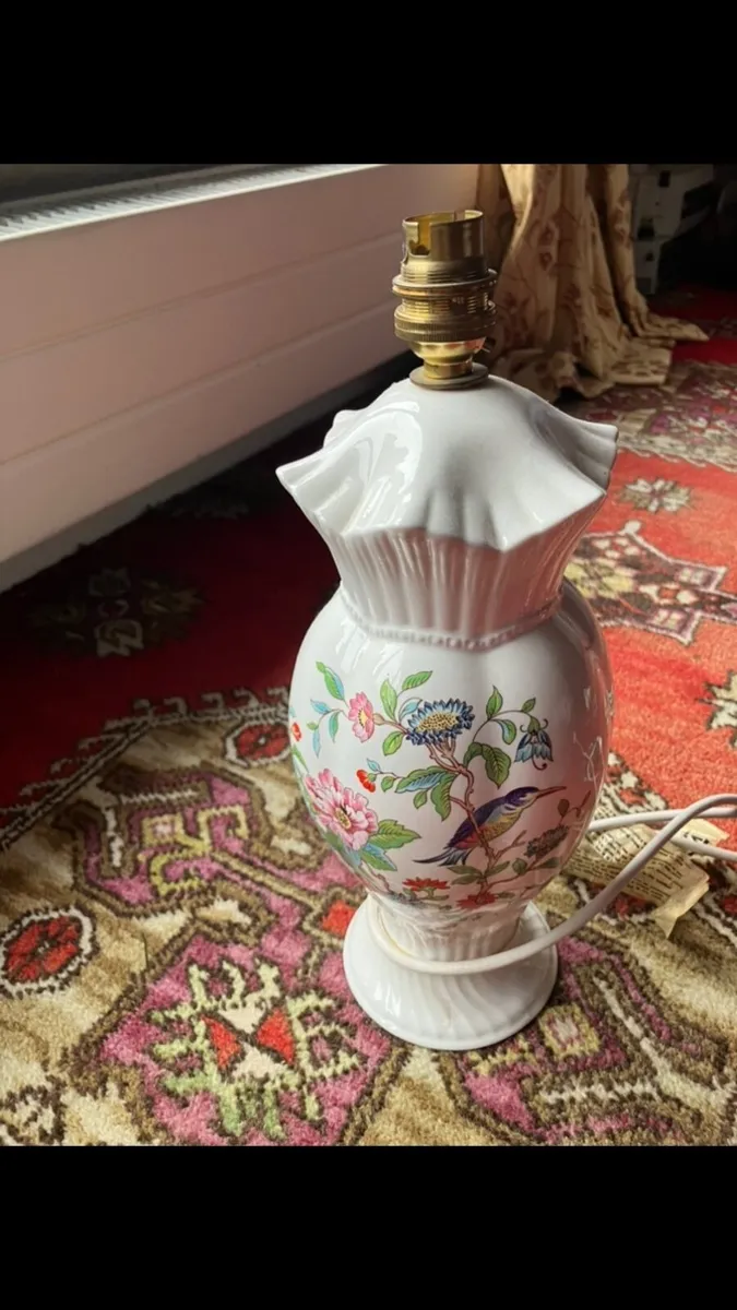 Aynsley Lamp - Image 1