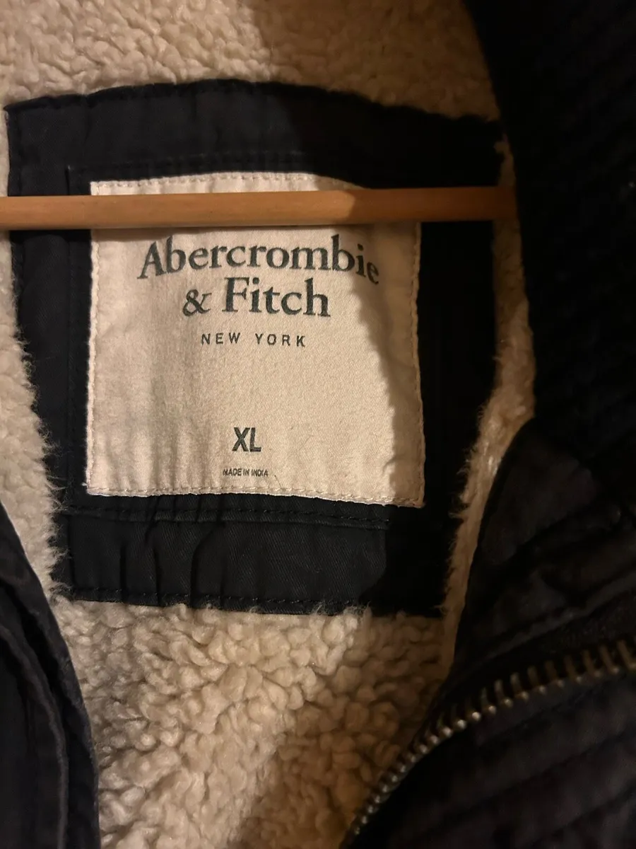 Abercrombie & fiitch men’s jacket - Image 2