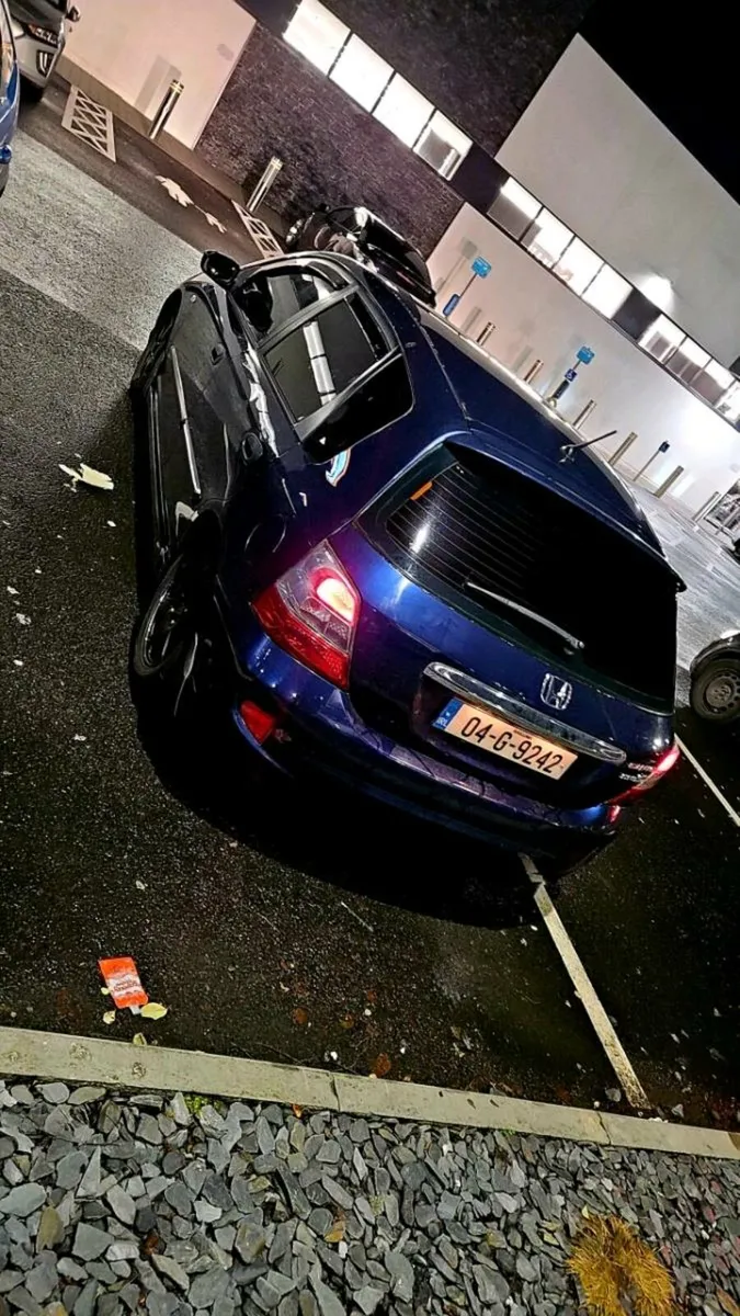 Honda civic - Image 3