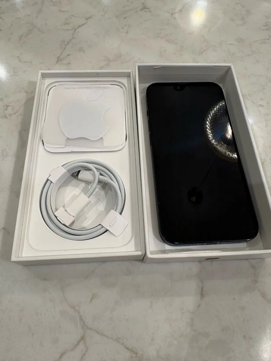 Iphone 14 - Image 1