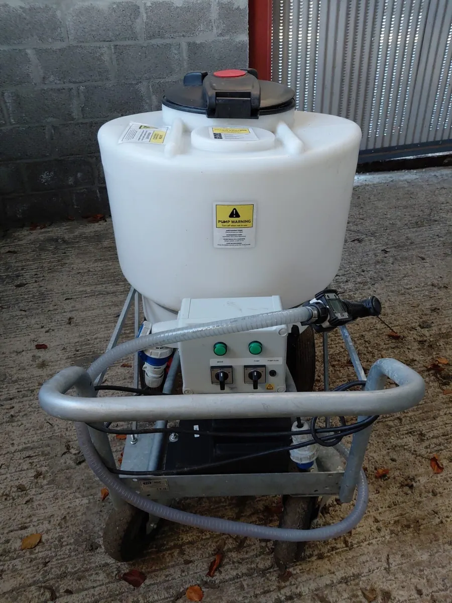 JFC milk kart with mixer and pump gun - Image 2