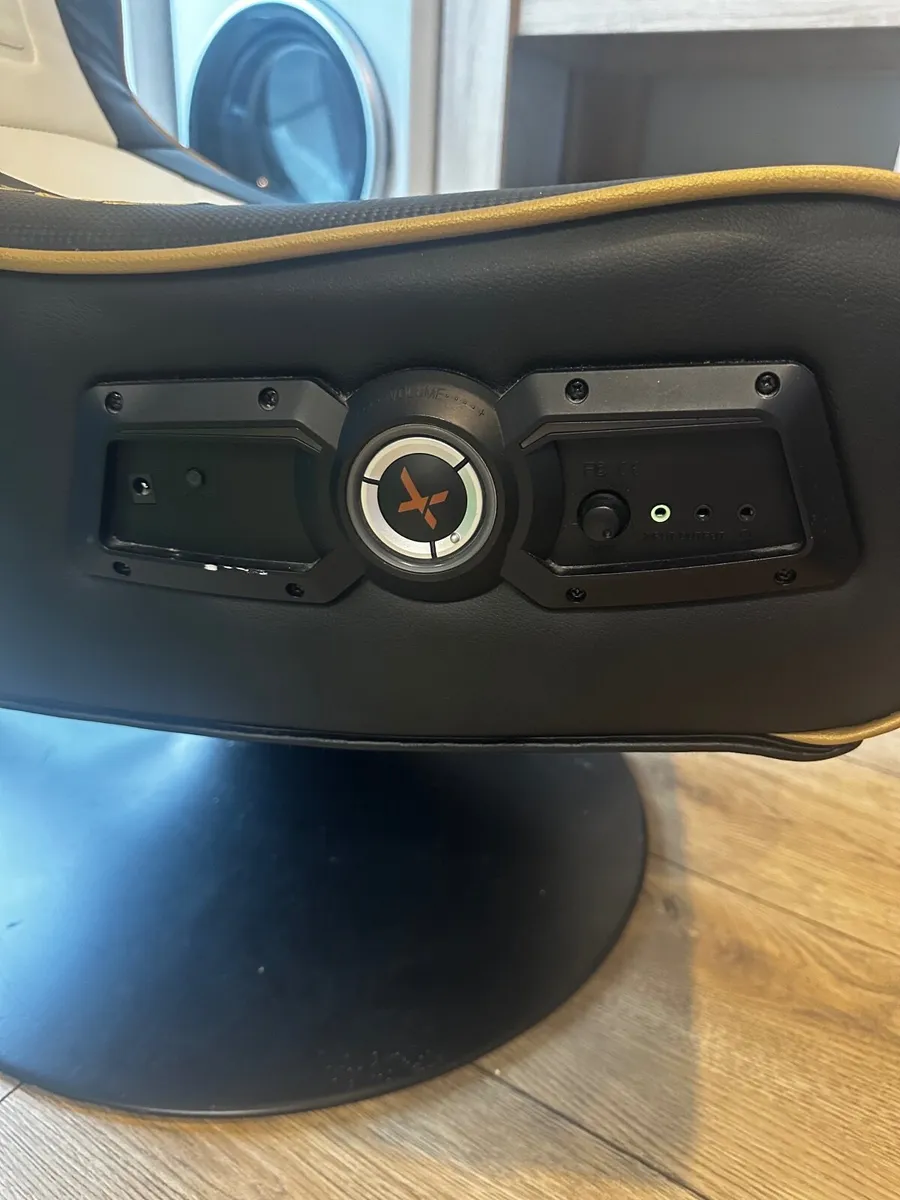 Gaming Chair - Image 3