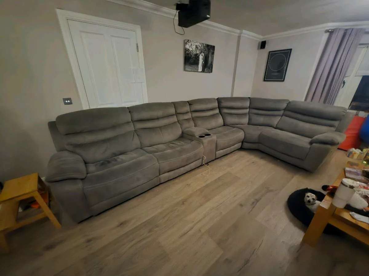 Large corner double reclining sofa - Image 1