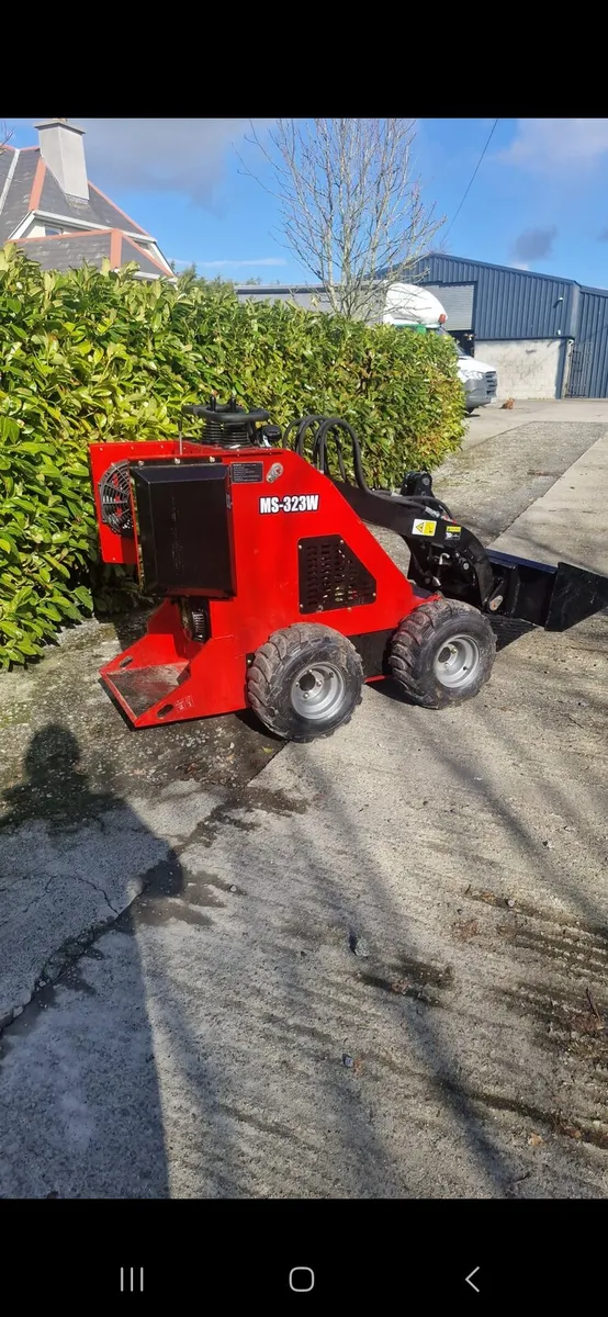 Skid steer - Image 2