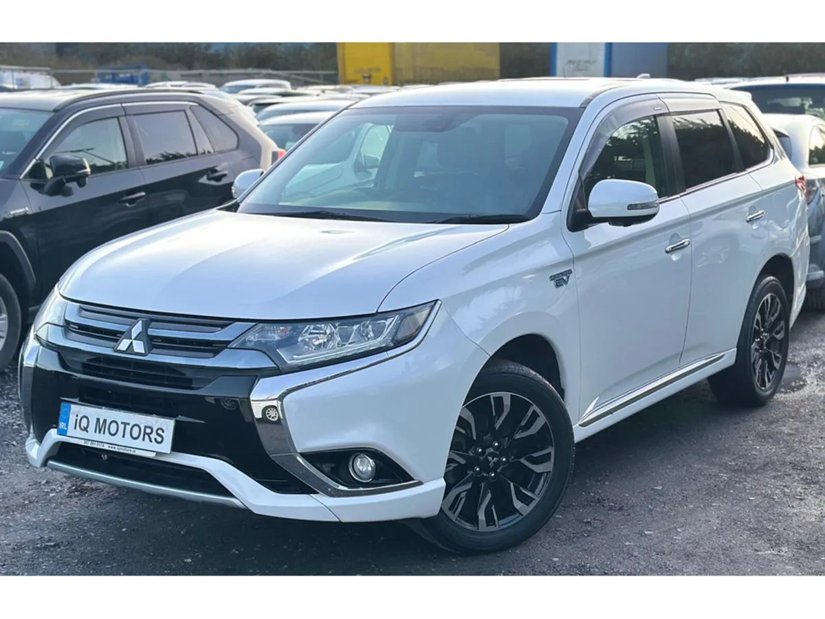 Mitsubishi Outlander 2.0L Automatic Petrol Plug-in - Image 3