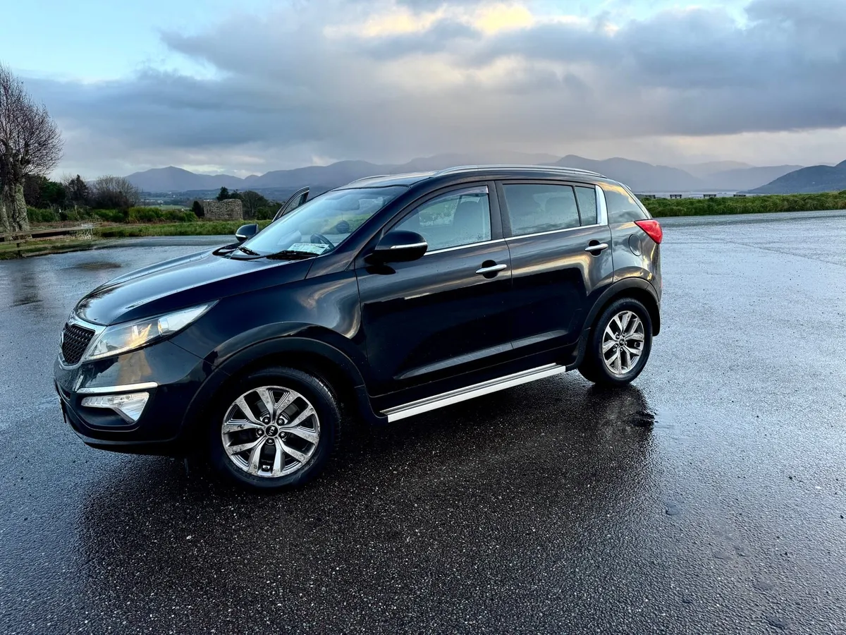 KIA SPORTAGE PLATINUM SE 4DR - Image 4