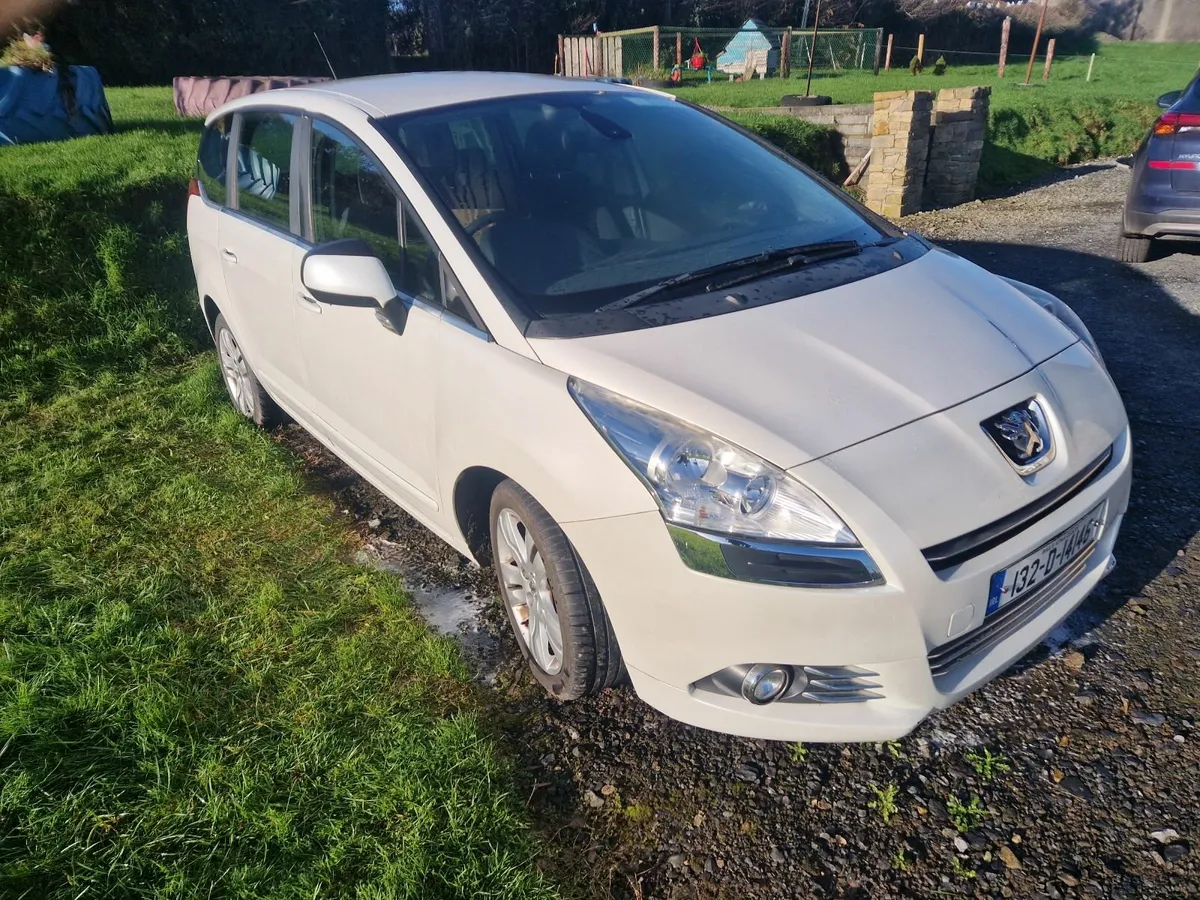 Peugeot 5008 - Image 1