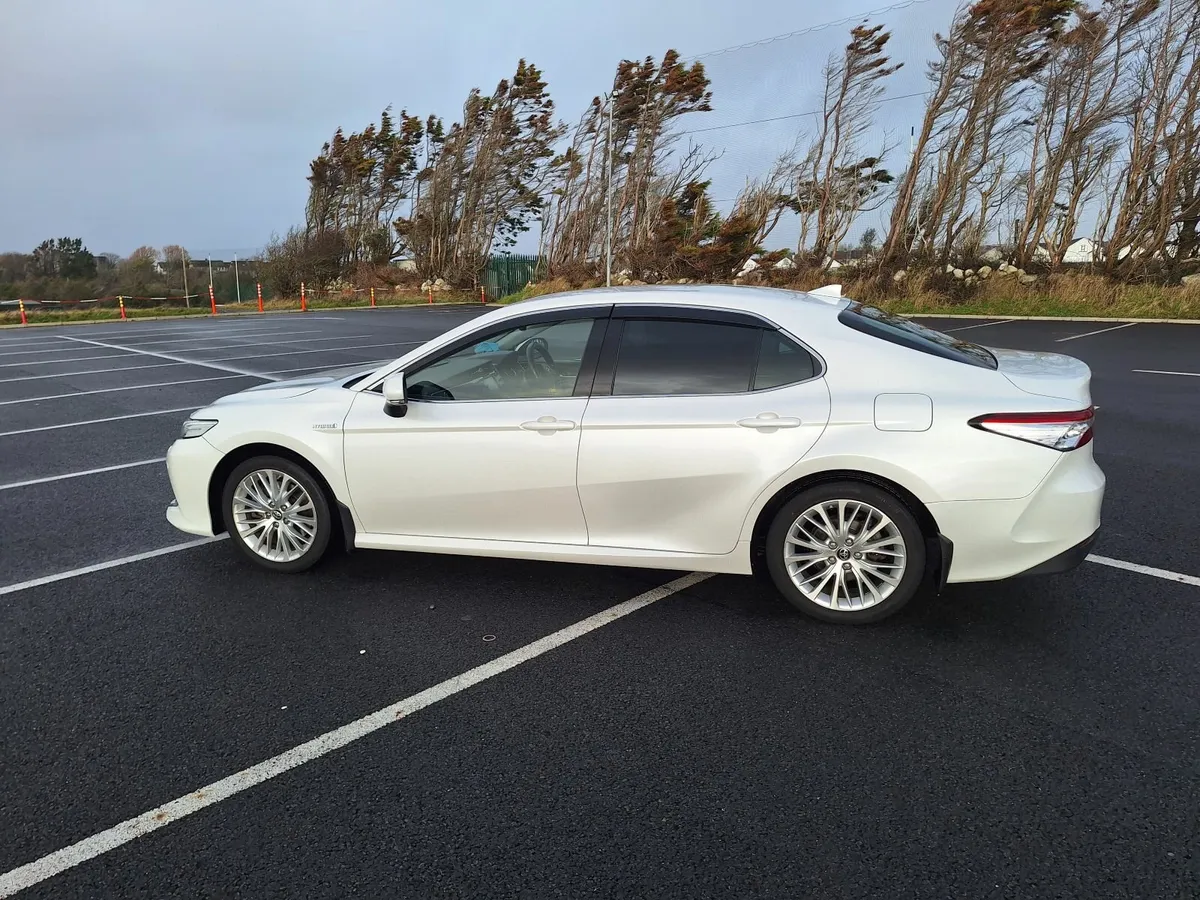 Toyota Camry 2019 - Image 4