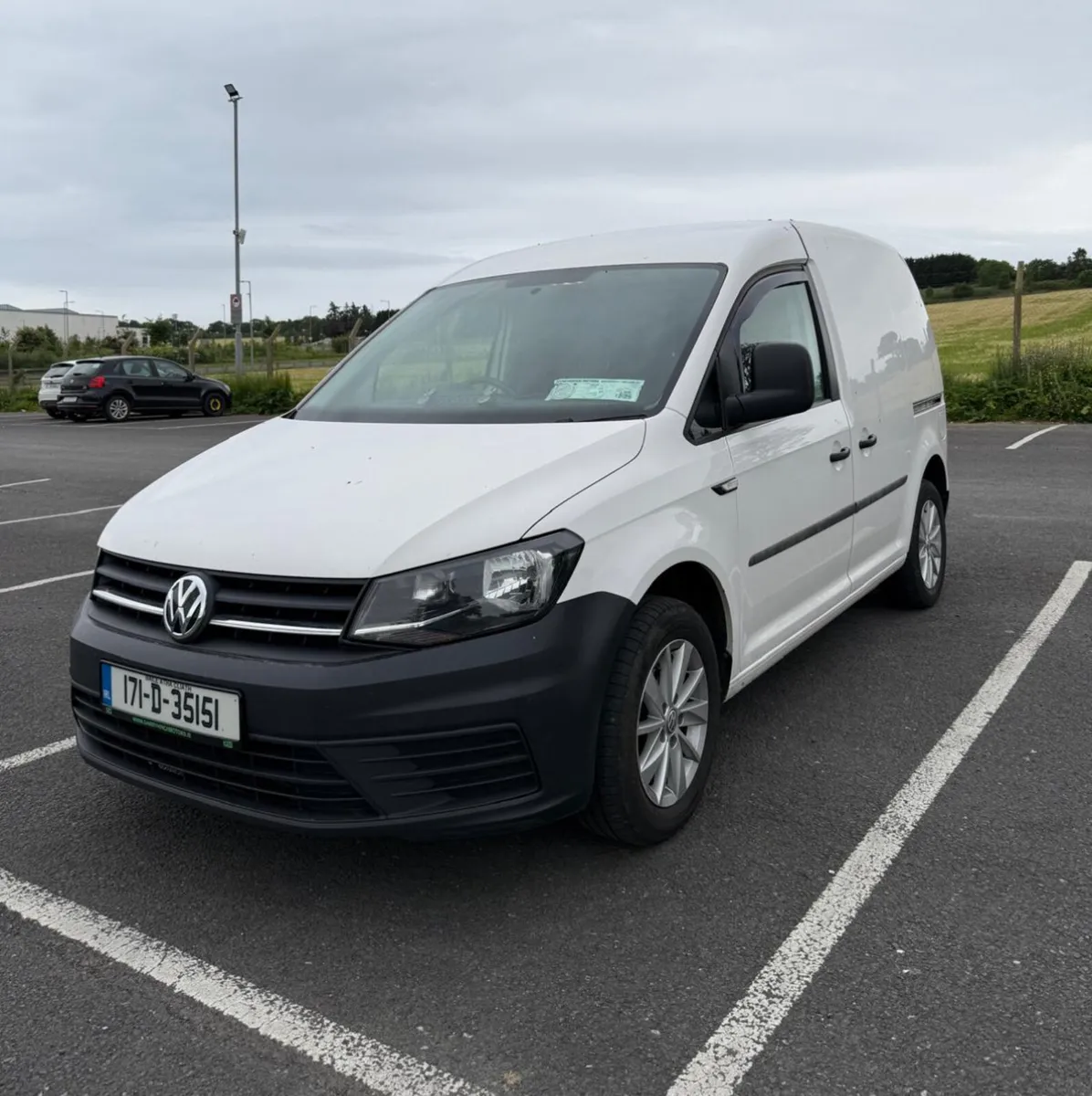 VW Caddy 2017 2.0ltr No VAT - Image 2