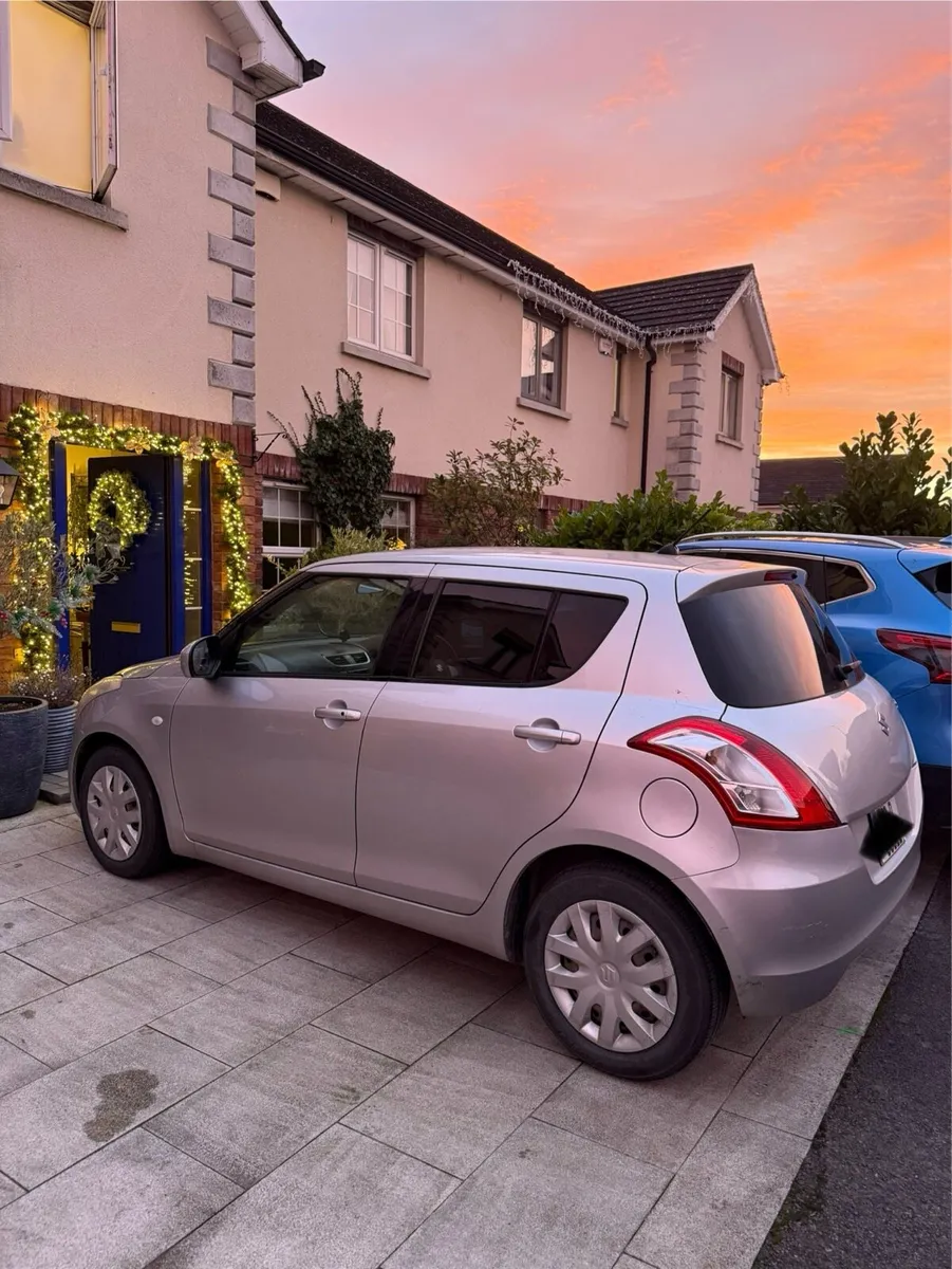 Suzuki Swift 2012 - Automatic- €6,500 - Image 2