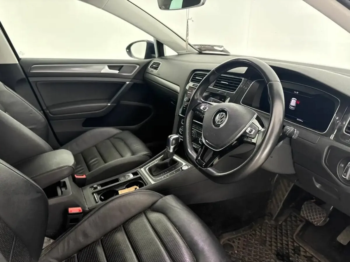 Volkswagen E Golf 2020 - Image 3