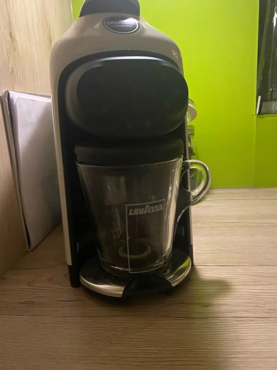 Lavazza a modo mio desea coffee capsule machine - Image 2