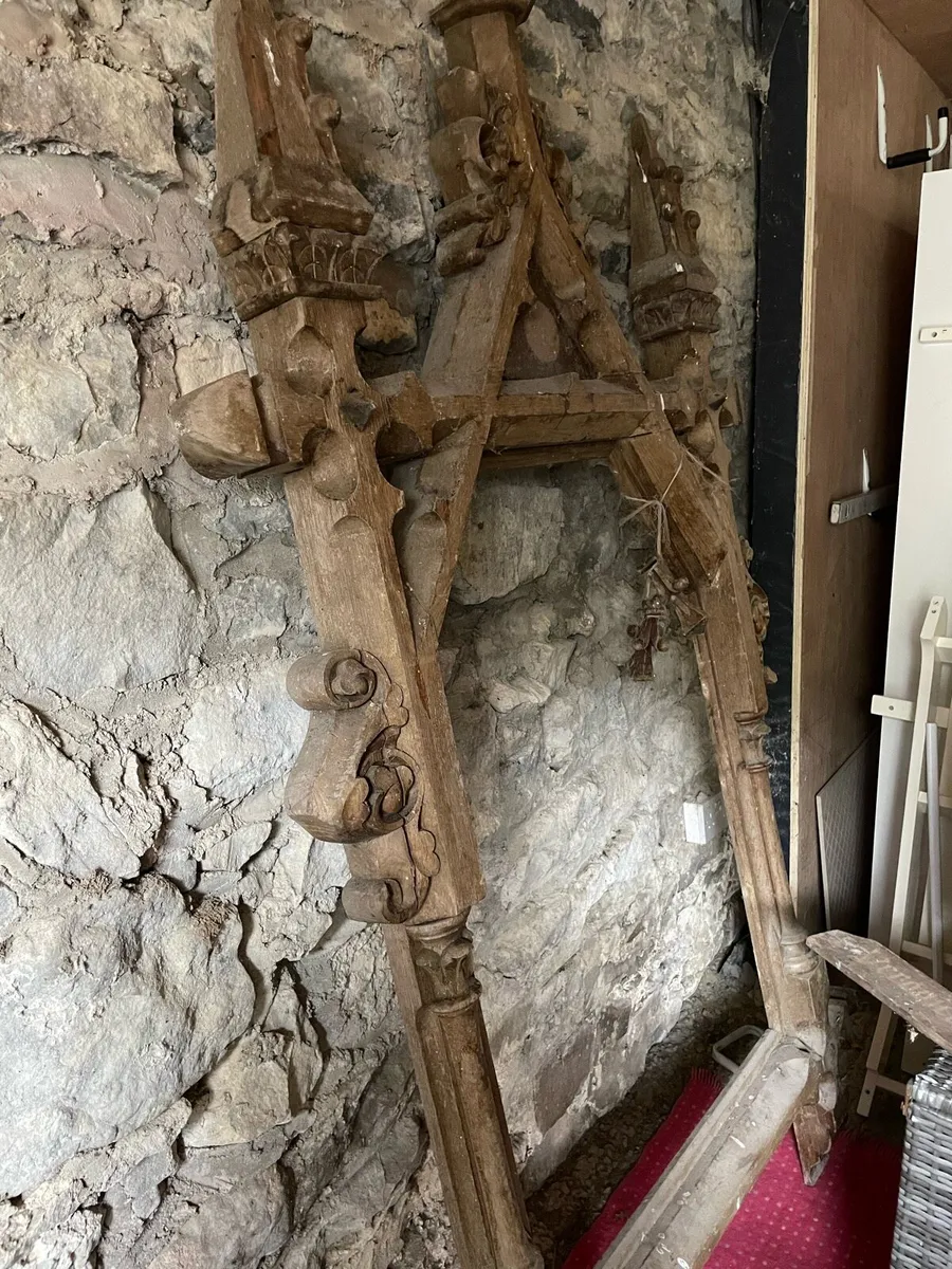 Station of the cross - Image 1