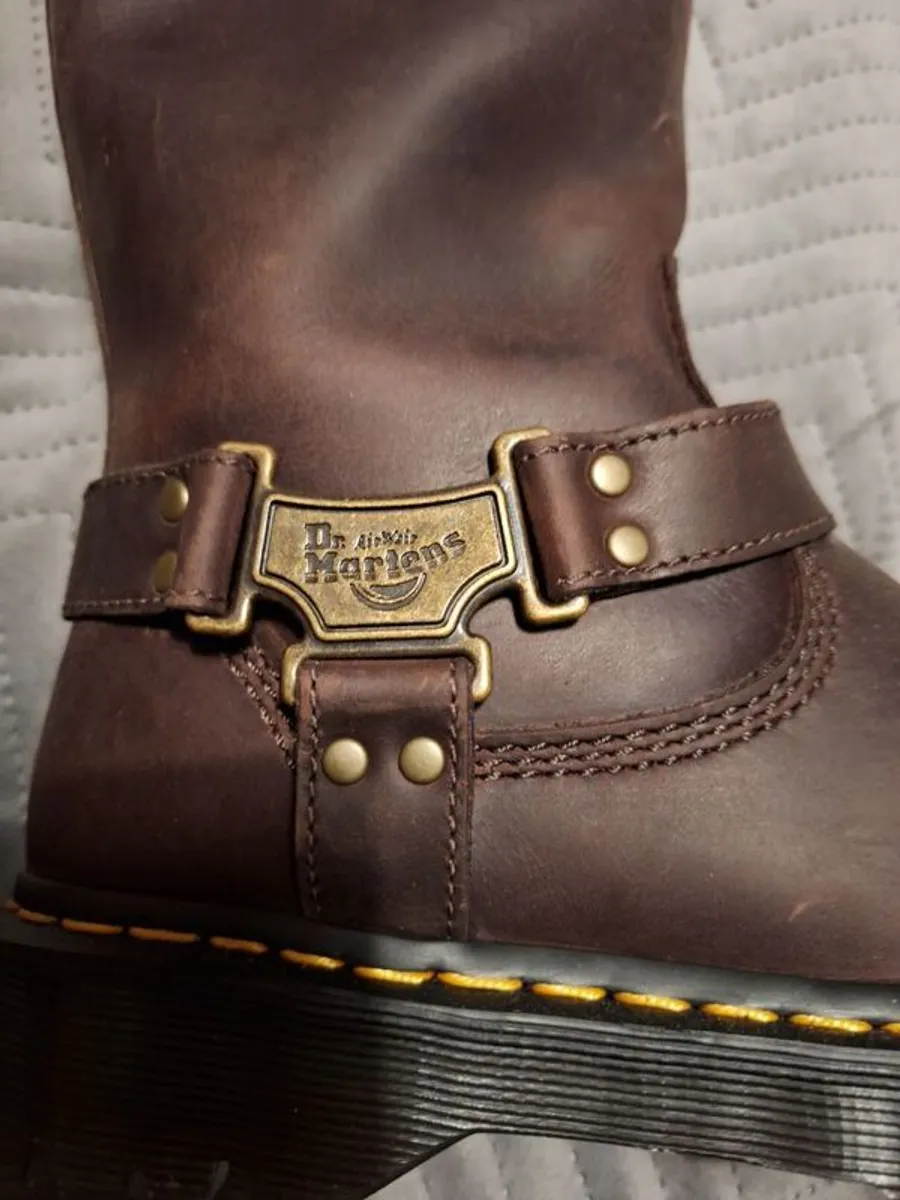 Dr Martens Anistone Hi Boots - Image 3