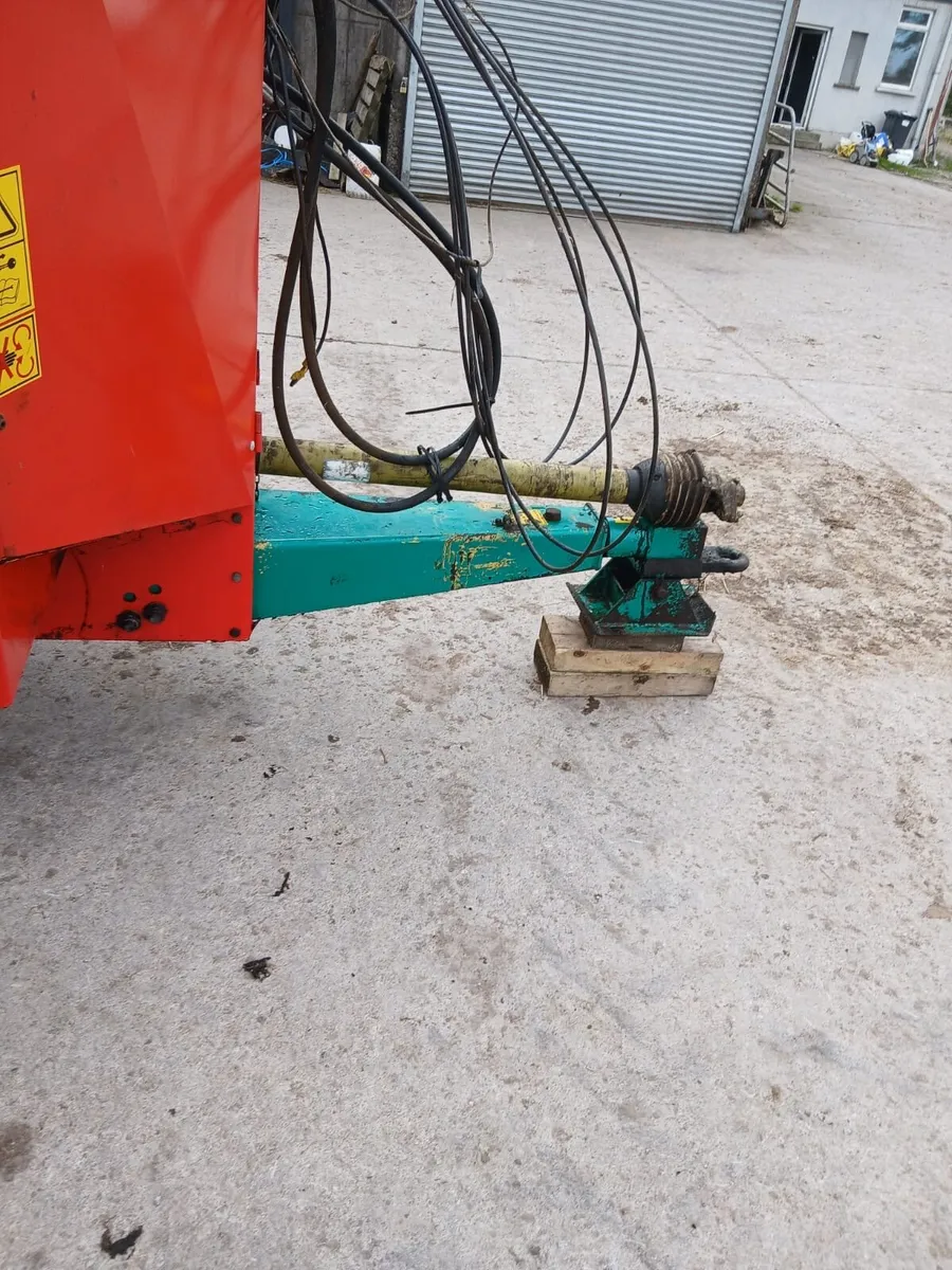 Kverneland 612 diet feeder - Image 3