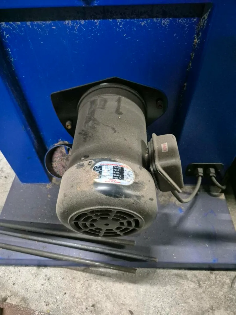 Large vertical bandsaw - Image 4