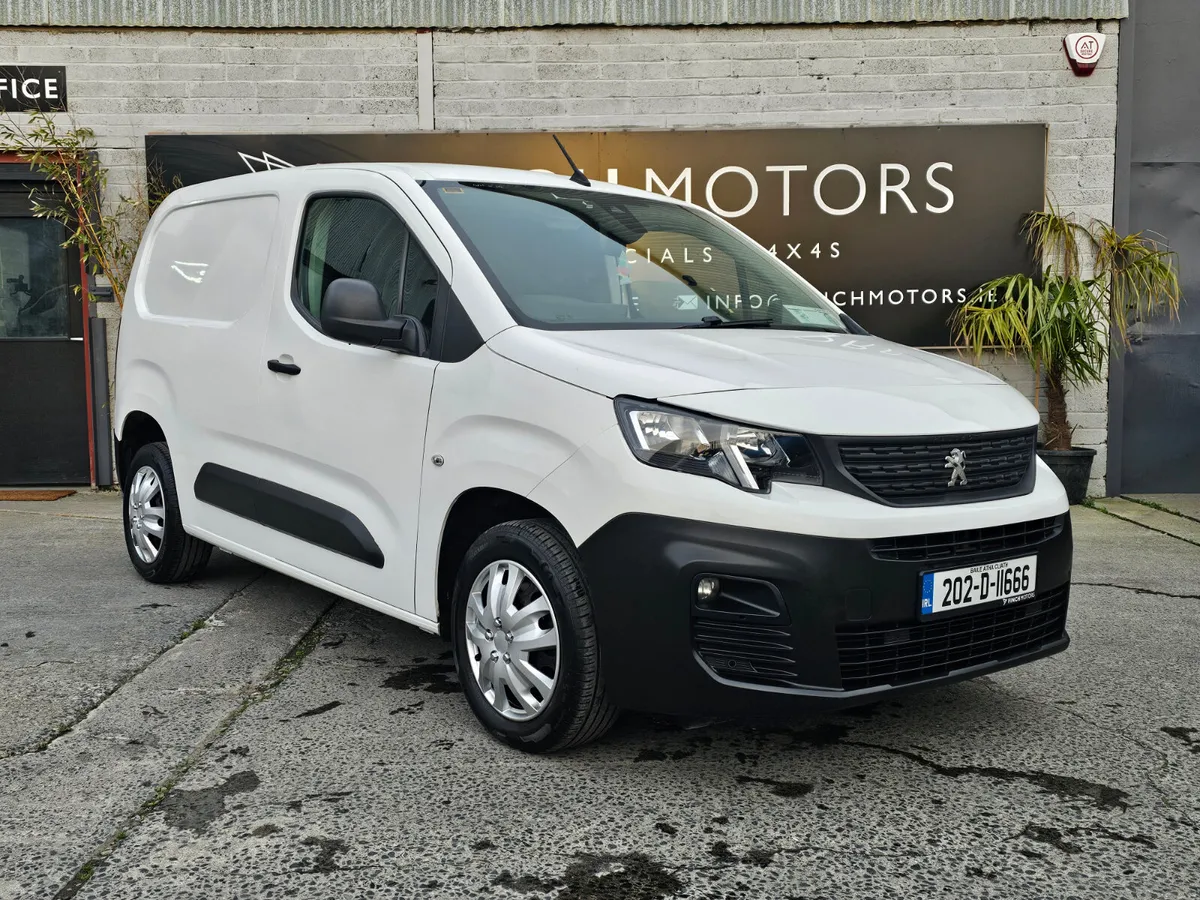 PEUGEOT PARTNER PRO PLUS // BIG SPEC // 3 SEATS - Image 1